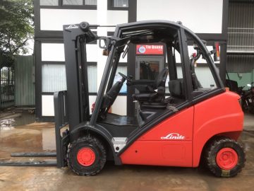 xe nâng dầu linde cũ 2.5 tấn