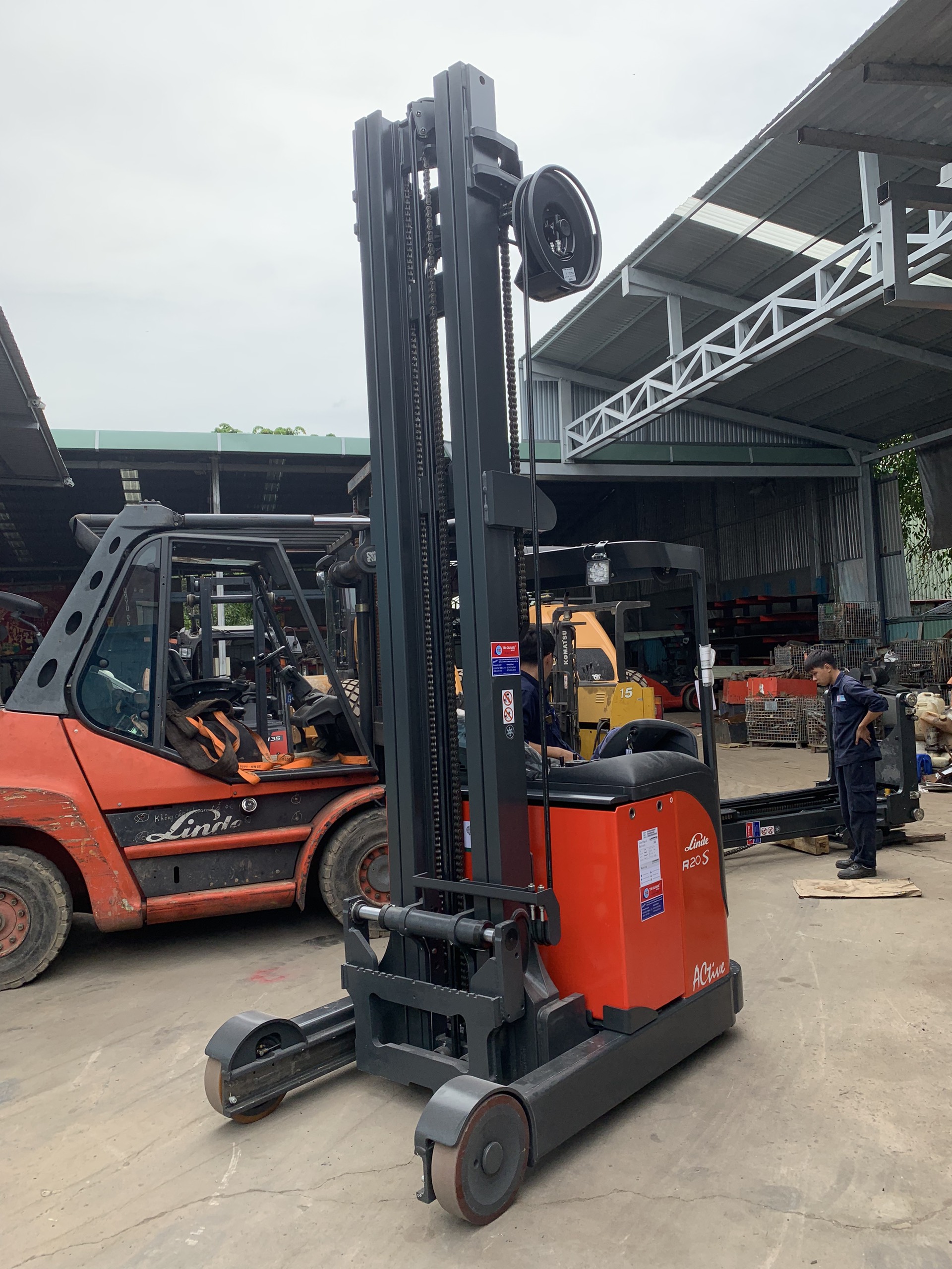 sửa chữa xe nâng điện