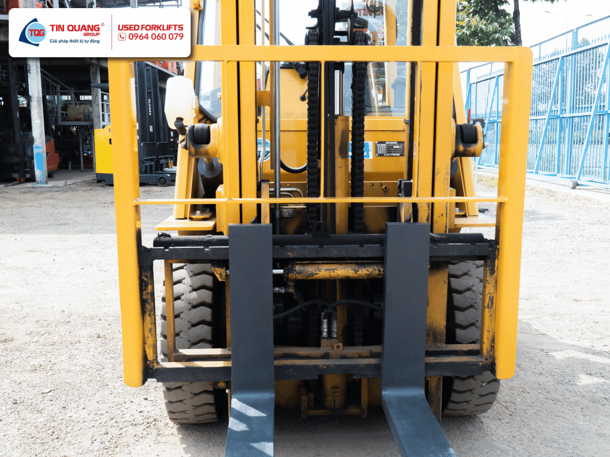 UNICARRIERS Xe nâng dầu cũ FD20T5 2 tấn - 01502 (4)